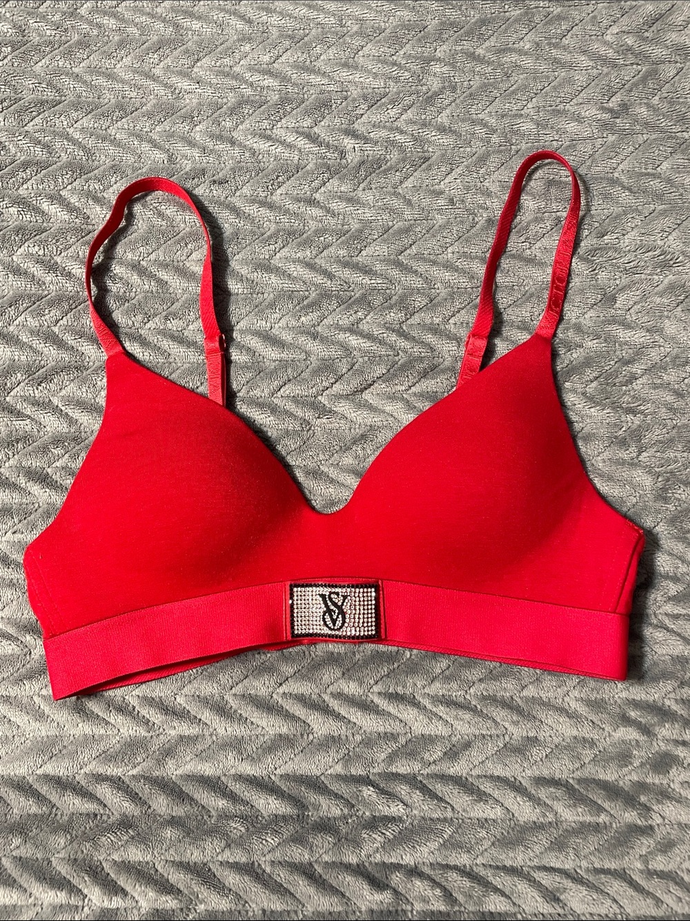Victoria's Secret Bright Red Wireless Logo Bralette